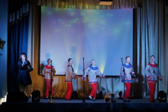 8 марта, в Доме культуры села Лохово прошёл праздничный концерт «Нежных, трепетных чувств подарю я букет..»